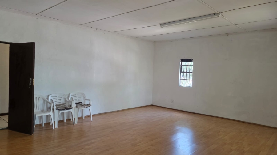 4 Bedroom Property for Sale in Summerpride Eastern Cape